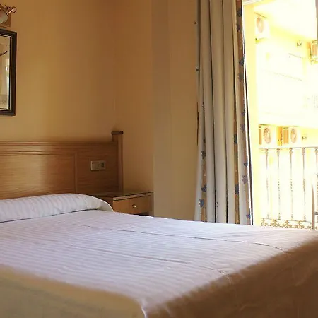 Agur Hotel