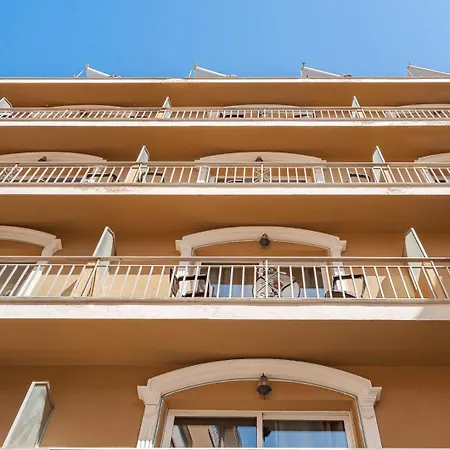 Agur Fuengirola
