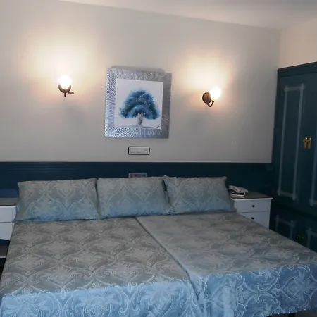 Agur 2* Fuengirola