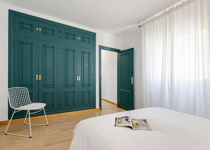 雅基酒店 丰希罗拉