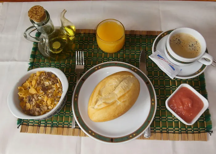 Agur Фуэнхирола