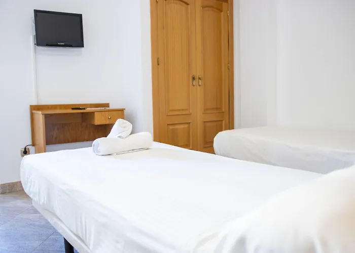 Agur Фуэнхирола